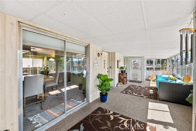 1735 Mango Way, Hemet CA: https://media.crmls.org/medias/654ddcce-70e3-438d-aed6-7ef2ab8a11d2.jpg