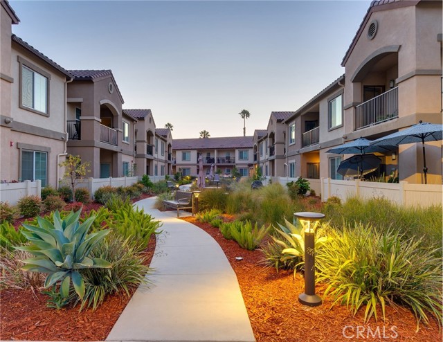 Image 2 of 72 For 4800 Palm Avenue