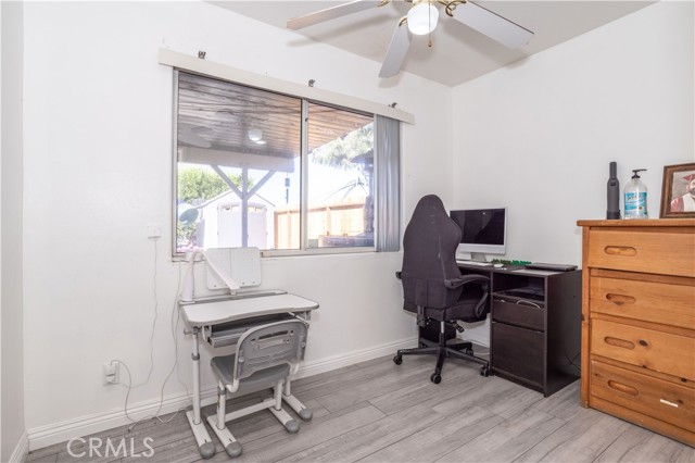 Detail Gallery Image 20 of 38 For 11965 Terra Bella St #8,  Sylmar,  CA 91342 - 4 Beds | 2/1 Baths