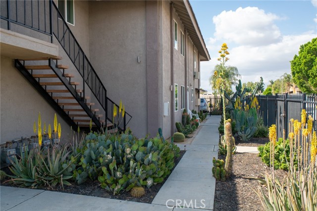 5746 Tilton Avenue, Jurupa Valley CA: https://media.crmls.org/medias/65502299-f596-4ce6-aa3b-c0bc1fa32c4f.jpg