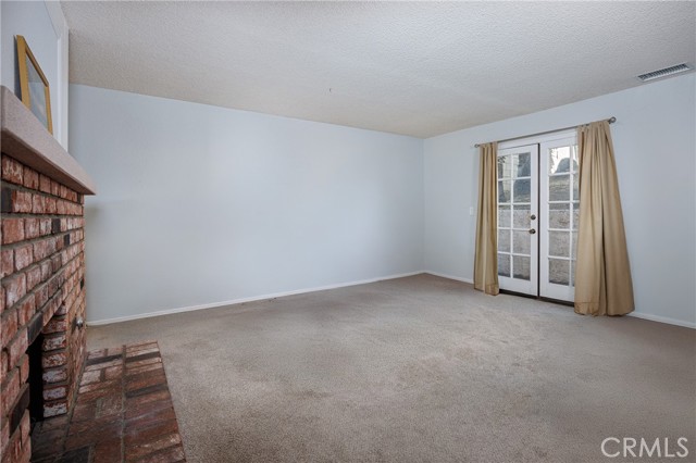 Detail Gallery Image 6 of 9 For 18936 1/2 E Smiler Dr, Orange,  CA 92869 - 3 Beds | 2 Baths