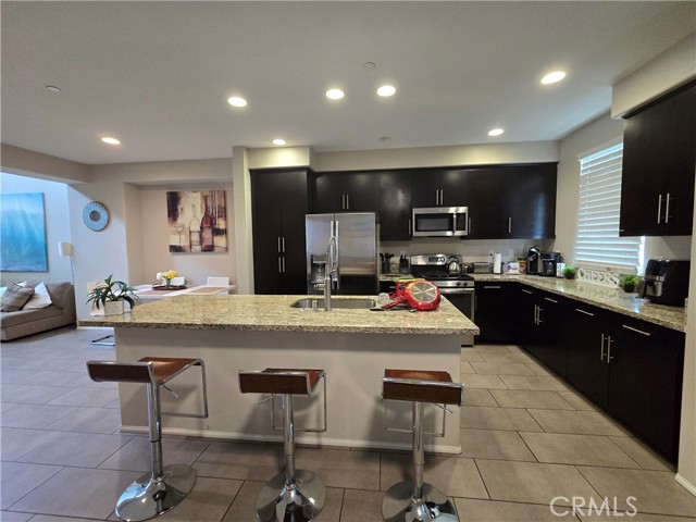 1865 Orizaba Avenue, Signal Hill CA: https://media.crmls.org/medias/65510844-a892-42b3-bbf2-4d167cc1802c.jpg
