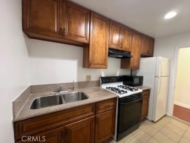 Detail Gallery Image 10 of 14 For 4963 Sereno Dr, Temple City,  CA 91780 - 1 Beds | 1 Baths