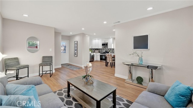 Detail Gallery Image 5 of 32 For 12729 Pecos Ave, Norwalk,  CA 90650 - 3 Beds | 1 Baths