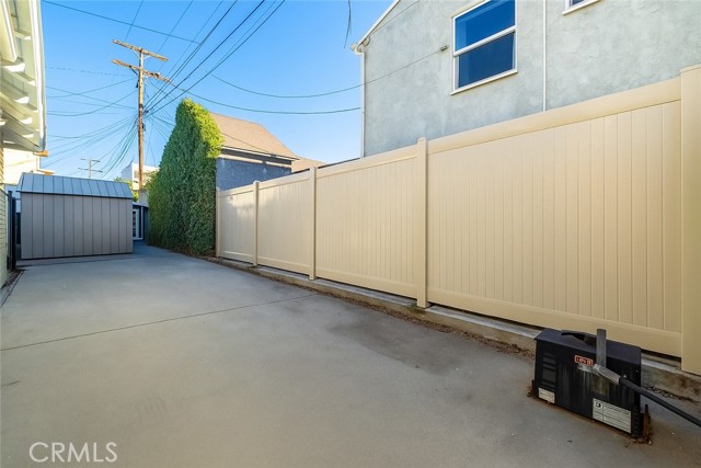 Detail Gallery Image 37 of 63 For 4562 Lomita, Los Angeles,  CA 90019 - 3 Beds | 2 Baths