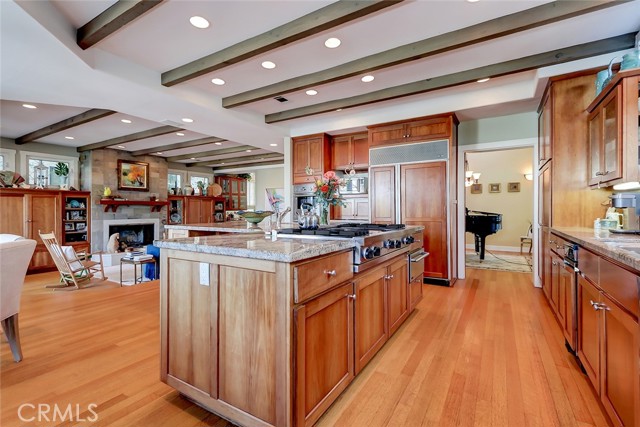 2200 John Street, Manhattan Beach, California 90266, 4 Bedrooms Bedrooms, ,3 BathroomsBathrooms,Residential,Sold,John,SB23065646