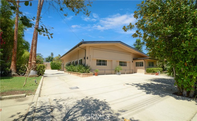 5905 Old Wheeler Road, La Verne CA: https://media.crmls.org/medias/6553249a-4eff-4329-811b-80776380b2f1.jpg