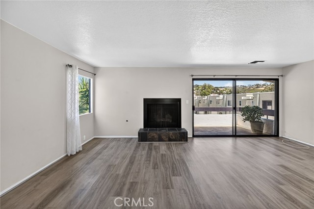 Image 6 of 60 For 7526 Jerez Court 4