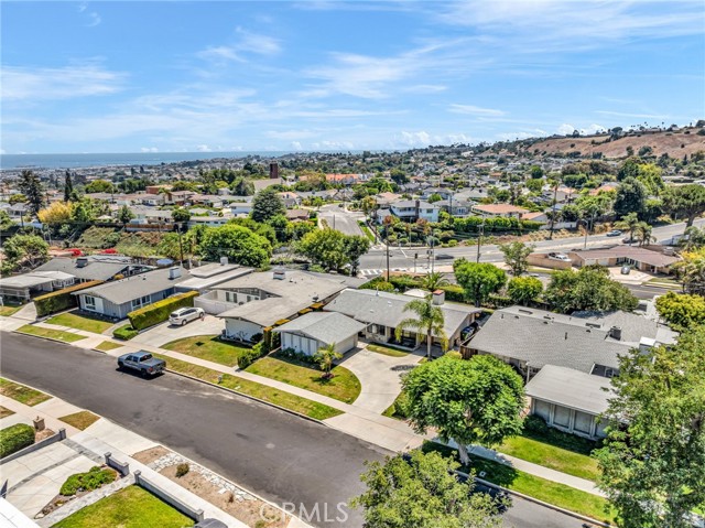 1801 W Chandeleur Drive, San Pedro CA: https://media.crmls.org/medias/6554cbd4-d0a2-4039-b17d-a225154f0b4c.jpg