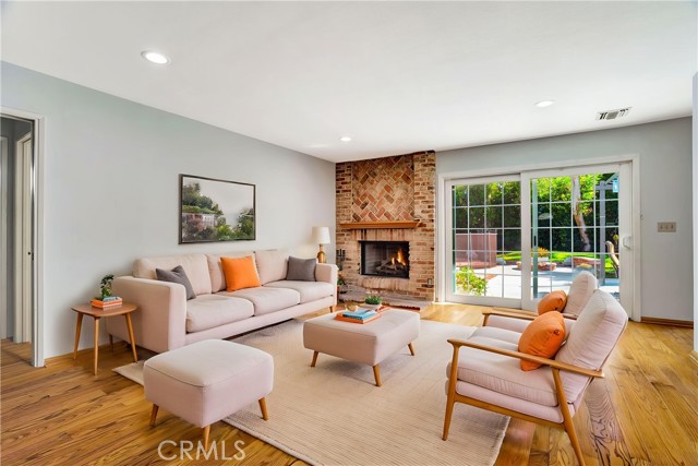 Detail Gallery Image 12 of 47 For 6716 Faust, West Hills,  CA 91307 - 5 Beds | 3 Baths