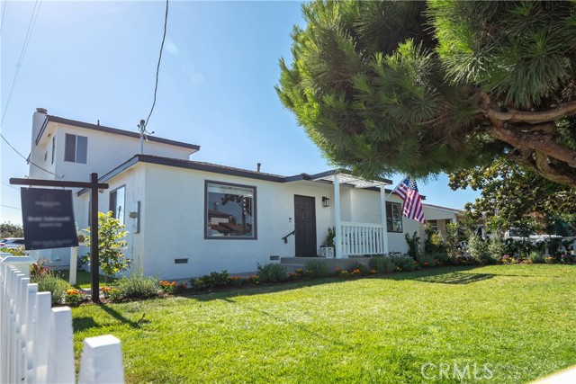 1101 High Lane, Redondo Beach, California 90278, 3 Bedrooms Bedrooms, ,2 BathroomsBathrooms,Residential,Sold,High,SB22142455