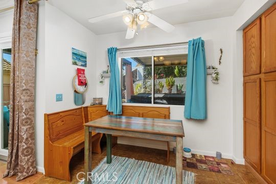 43025 Corte Salamanca, Temecula CA: https://media.crmls.org/medias/65565189-6b2e-4942-9822-7f9a1edbd54d.jpg