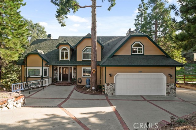 Detail Gallery Image 2 of 73 For 26061 Augusta Dr, Lake Arrowhead,  CA 92392 - 5 Beds | 4 Baths