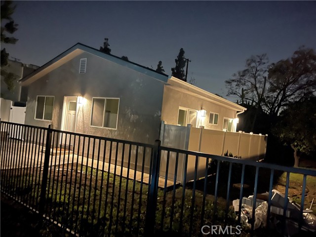 Detail Gallery Image 3 of 19 For 14076 Cornishcrest #B,  Whittier,  CA 90604 - 2 Beds | 2 Baths