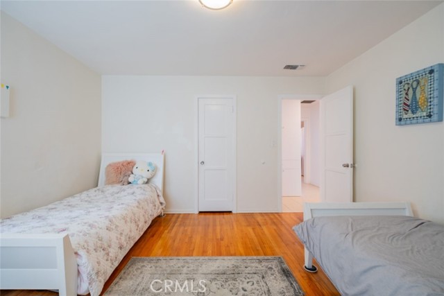 Detail Gallery Image 29 of 34 For 10404 Jardine Ave, Sunland,  CA 91040 - 2 Beds | 1 Baths