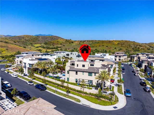 61 Hartman, Irvine CA: https://media.crmls.org/medias/655abf37-91ad-4193-af3e-87a6b78a8cf2.jpg