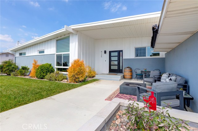 4125 Palos Verdes Drive, Rancho Palos Verdes, California 90275, 3 Bedrooms Bedrooms, ,2 BathroomsBathrooms,Residential,Sold,Palos Verdes,SB23177622