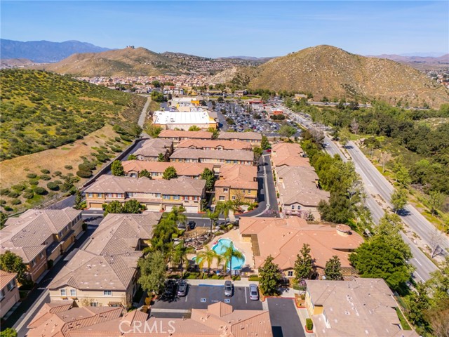 Detail Gallery Image 38 of 45 For 30505 Canyon Hills, Lake Elsinore,  CA 92532 - 2 Beds | 2/1 Baths