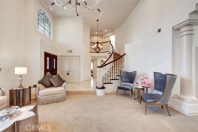 19654 Pine Valley Way, Porter Ranch CA: https://media.crmls.org/medias/655bd09d-d6e3-41b1-8a7f-e8f62143cc62.jpg
