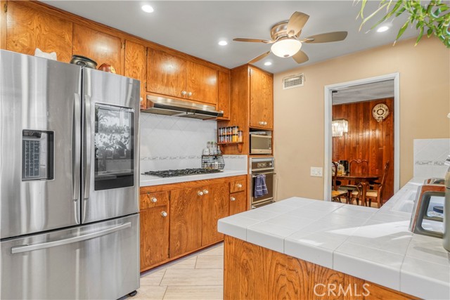 Detail Gallery Image 28 of 44 For 24206 Saint Edens Circle, West Hills,  CA 91307 - 3 Beds | 2 Baths