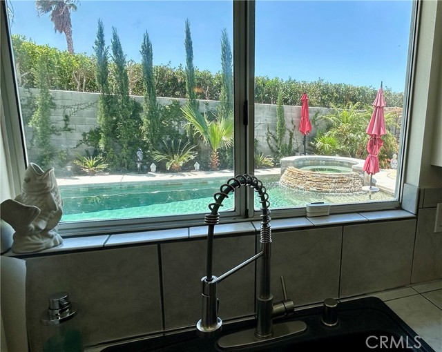 9830 Mesquite Avenue, Desert Hot Springs CA: https://media.crmls.org/medias/655e0786-e4f6-44c9-b344-8b6a9300dfae.jpg