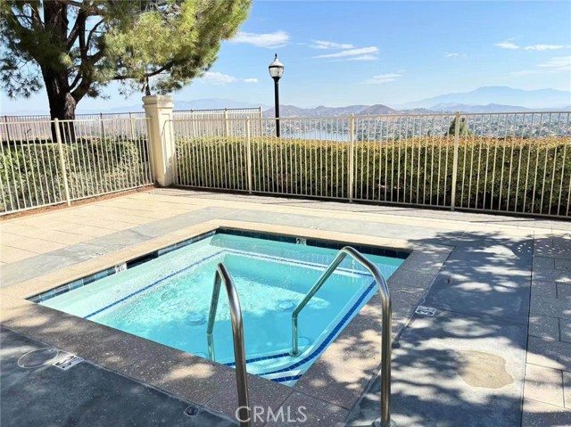 Detail Gallery Image 12 of 16 For 17 via Scenica, Lake Elsinore,  CA 92532 - 4 Beds | 3/1 Baths