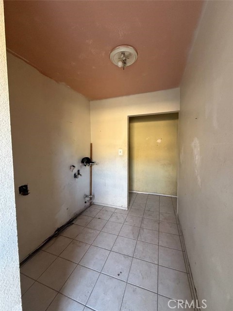 Detail Gallery Image 11 of 29 For 1311 W 1st St, Merced,  CA 95341 - 4 Beds | 2 Baths