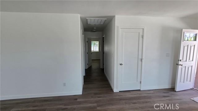 1505 W 7th Street, San Bernardino CA: https://media.crmls.org/medias/656091eb-9b87-425f-9684-3d7ddb644d39.jpg