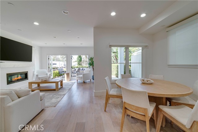 Detail Gallery Image 6 of 65 For 608 Heliotrope, Corona Del Mar,  CA 92625 - 4 Beds | 4 Baths