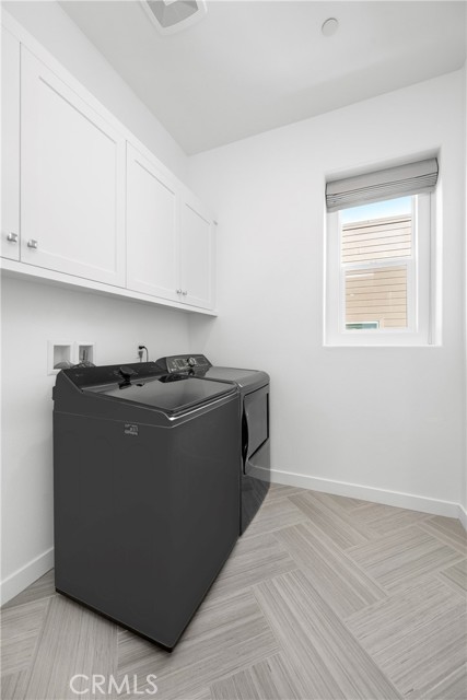 Detail Gallery Image 31 of 38 For 27225 Cranmore #101,  Valencia,  CA 91381 - 3 Beds | 3/1 Baths