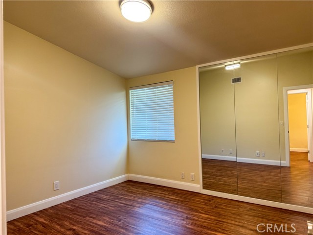 Detail Gallery Image 12 of 27 For 12162 Bradford, Granada Hills,  CA 91344 - 3 Beds | 2/1 Baths