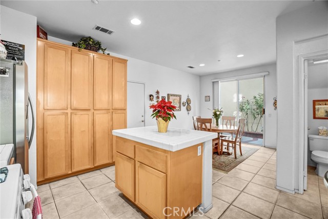 Detail Gallery Image 17 of 50 For 65 Windward Way, Buena Park,  CA 90621 - 3 Beds | 2/1 Baths