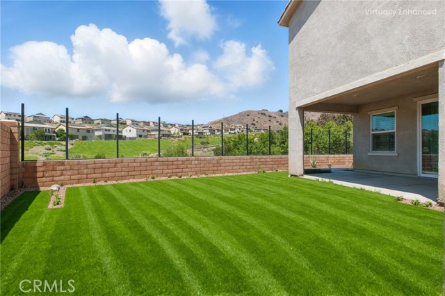 24583 Acadia Drive, Corona CA: https://media.crmls.org/medias/65619cf7-5a1e-4b50-bf37-f0e5ea215ee9.jpg