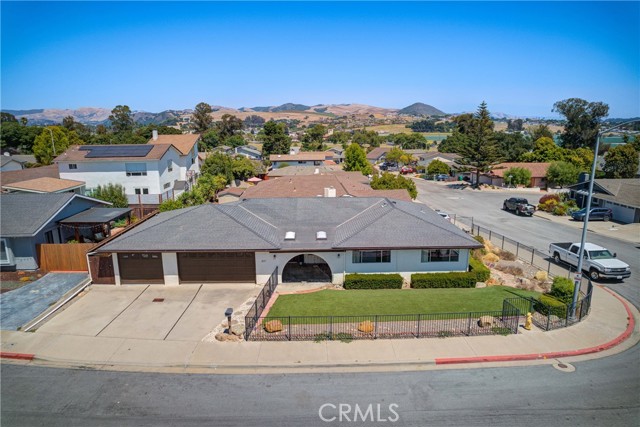 Detail Gallery Image 1 of 1 For 271 South Alpine Street, Arroyo Grande,  CA 93420 - 3 Beds | 3 Baths