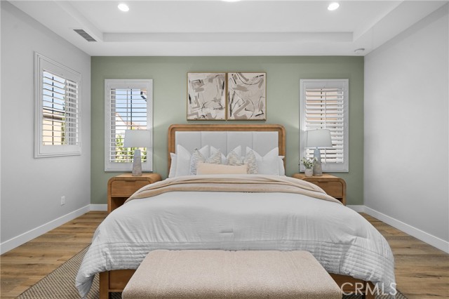 Detail Gallery Image 16 of 47 For 55 Parkdale, Irvine,  CA 92620 - 4 Beds | 4 Baths