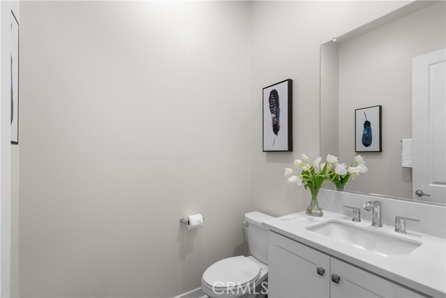 Detail Gallery Image 19 of 53 For 27206 Narrowleaf Willow Ln, Valencia,  CA 91381 - 3 Beds | 2/1 Baths