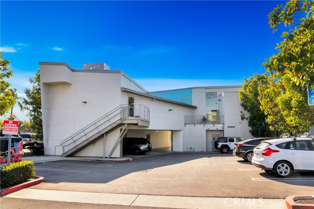 24691 Del Prado, Dana Point CA: https://media.crmls.org/medias/6565d9a3-82e1-475b-925a-2b3b3ea2c7dc.jpg