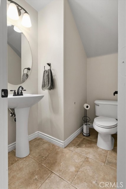 Detail Gallery Image 14 of 47 For 36554 Torrey Pines, Beaumont,  CA 92223 - 3 Beds | 2/1 Baths