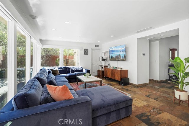 Detail Gallery Image 2 of 37 For 2355 Stormcroft, Westlake Village,  CA 91361 - 4 Beds | 2/1 Baths