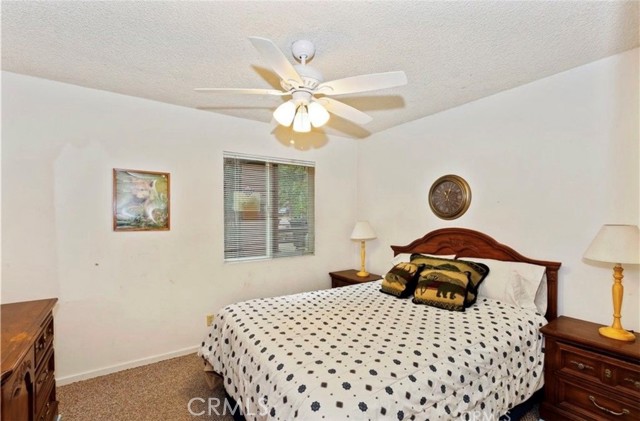 Detail Gallery Image 7 of 10 For 370 Victoria Ln, Sugarloaf,  CA 92386 - 3 Beds | 1 Baths
