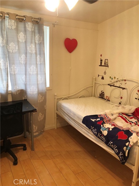17020 E Holton Street, West Covina CA: https://media.crmls.org/medias/6568047c-abf2-41d9-92df-9b1ddf8b7323.jpg