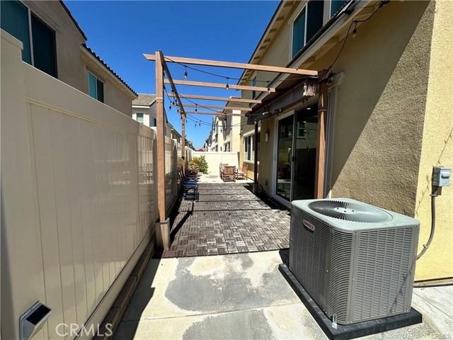 Detail Gallery Image 30 of 34 For 1780 Plan Tree Dr, Upland,  CA 91784 - 4 Beds | 3 Baths