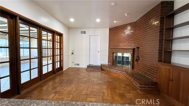 Detail Gallery Image 13 of 26 For 1048 E 45th Way, Long Beach,  CA 90807 - 3 Beds | 2 Baths