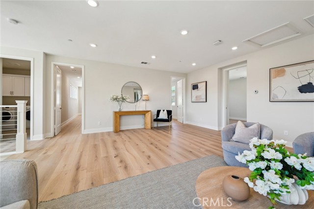 56 Chasma, Irvine CA: https://media.crmls.org/medias/656b29a3-0134-42f1-8a7c-f37d9a8444b2.jpg