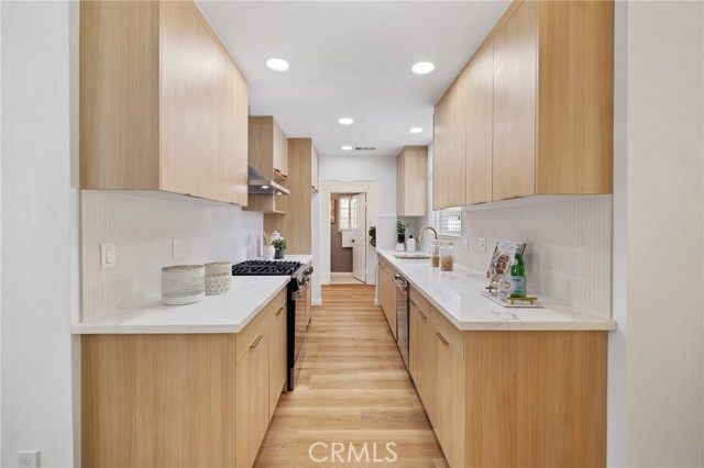 Detail Gallery Image 9 of 36 For 6152 Rosemead Bld #C,  Temple City,  CA 91780 - 3 Beds | 2/1 Baths