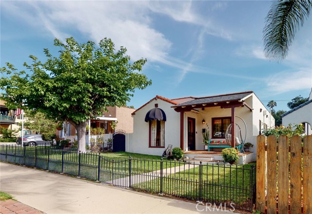 Detail Gallery Image 3 of 33 For 206 W Mountain View Ave, Glendora,  CA 91741 - 3 Beds | 2 Baths