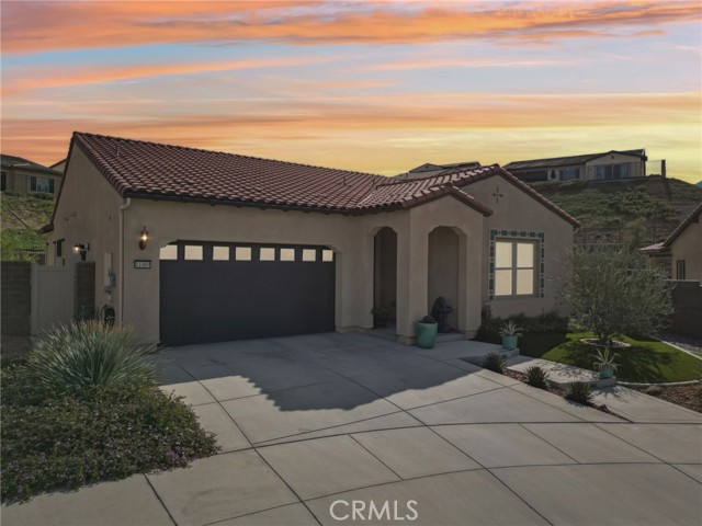 Detail Gallery Image 1 of 57 For 11489 Summit Ct, Corona,  CA 92883 - 3 Beds | 2 Baths