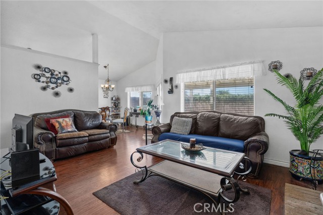 Detail Gallery Image 4 of 25 For 24292 Electra Ct, Moreno Valley,  CA 92551 - 3 Beds | 2 Baths