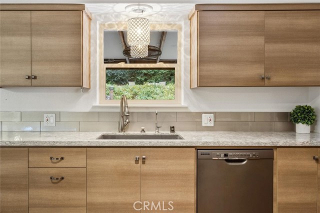5500 Valentina, Atascadero CA: https://media.crmls.org/medias/656e07eb-12ee-40f6-b4d5-b3fda493e2e9.jpg