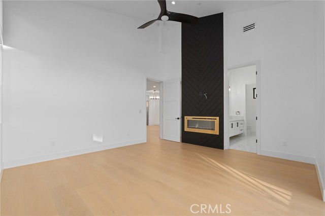 Detail Gallery Image 23 of 44 For 110 S Irena Ave #B,  Redondo Beach,  CA 90277 - 3 Beds | 4/1 Baths